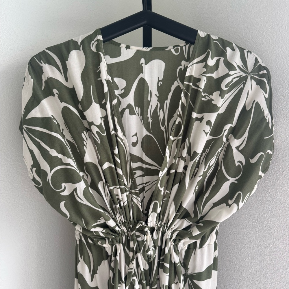 Elegant Green and White Floral Cover Up